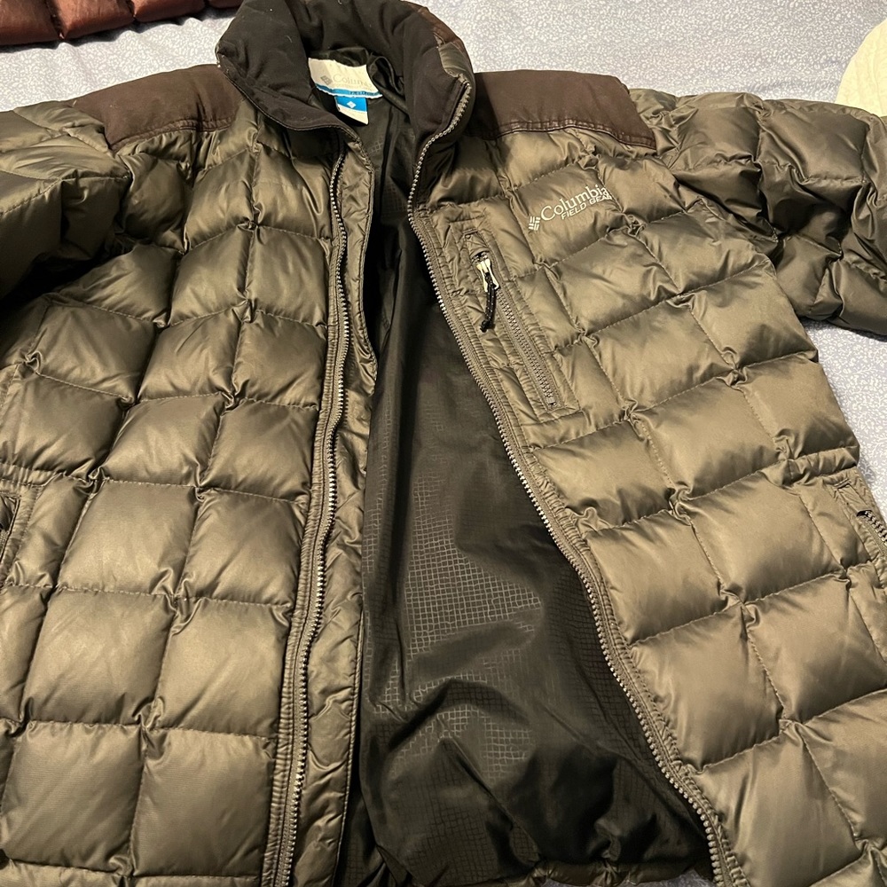 Columbia jacket size large